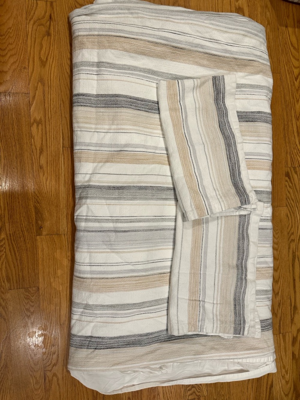 Pottery Barn Clayton Striped Duvet Cover & Matching Shams - Picture 8 of 10